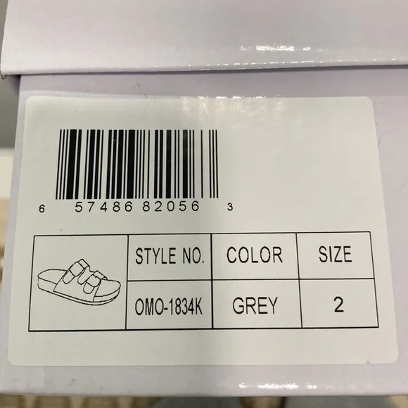 Olivia Miller Girl’s Cloud Lounge Sandals Faux Fur Gray Size 2 - Picture 7 of 7